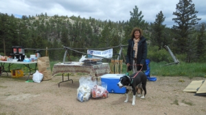 Pat H and Charlie helping set up for lunch at Coulson Gulch